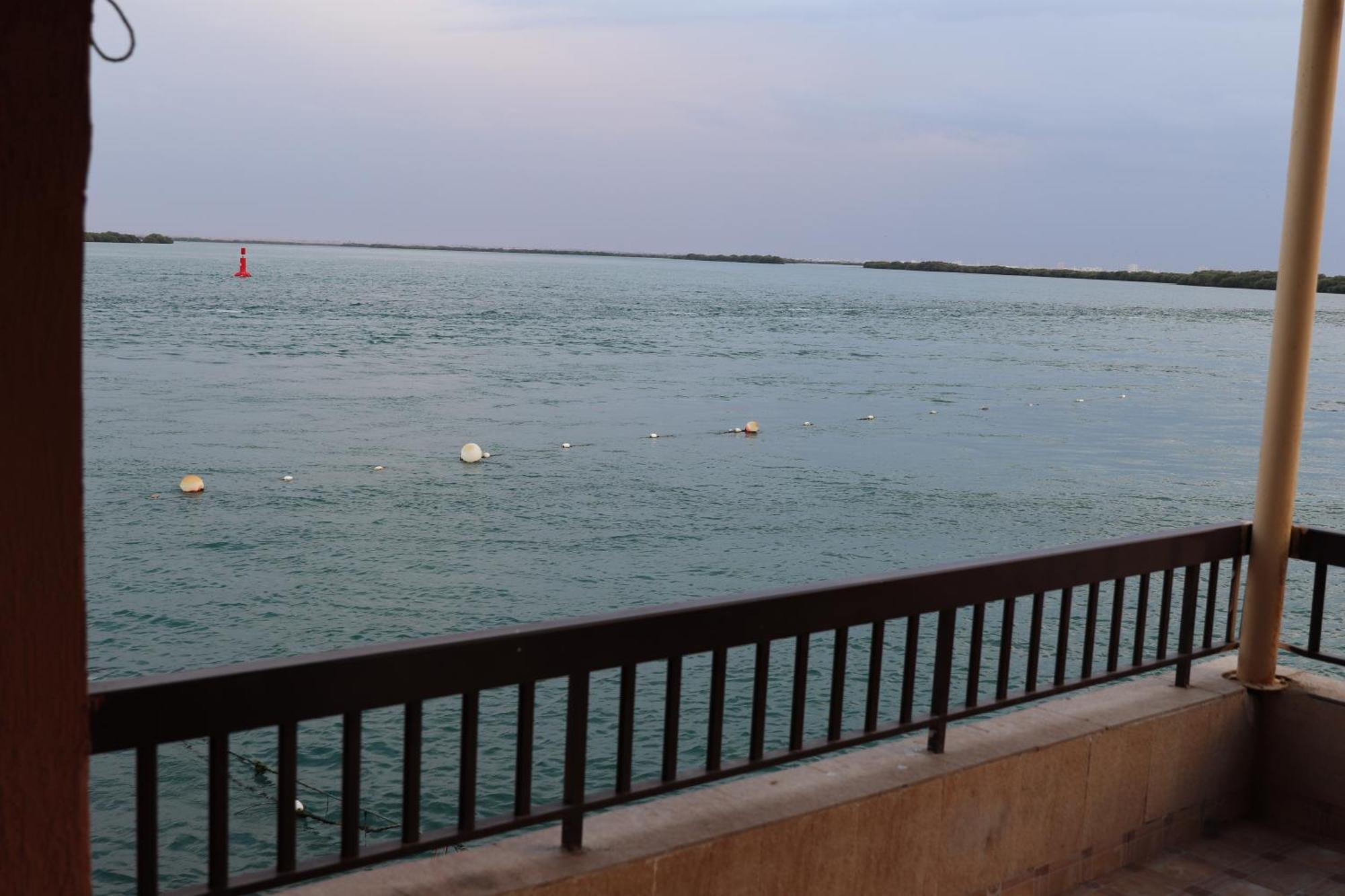 Flamingo Beach Hotel Umm al-Kuvajn Exteriér fotografie