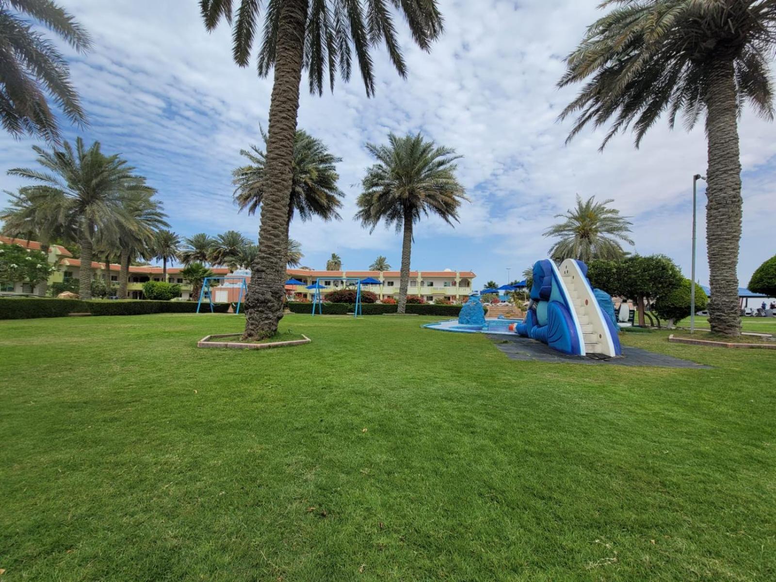 Flamingo Beach Hotel Umm al-Kuvajn Exteriér fotografie