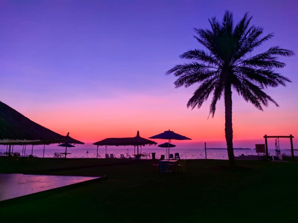 Flamingo Beach Hotel Umm al-Kuvajn Exteriér fotografie